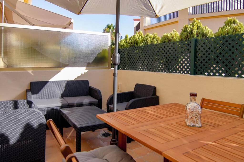 Apartment Oleholidays 603 Romana Playa Primera Linea Playa Marbella